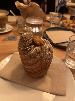 Caramel cruffin  at Chutnej in Prague