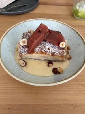 rhubarb bun with vanilla saucee  at Chutnej in Prague