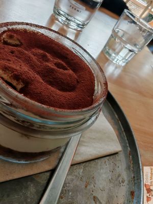 Tiramisu at Chutnej in Prague