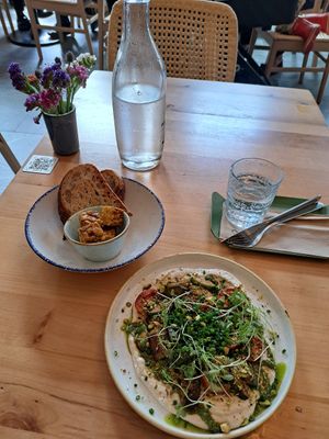  at Chutnej in Prague