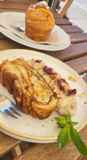  at Chutnej in Prague