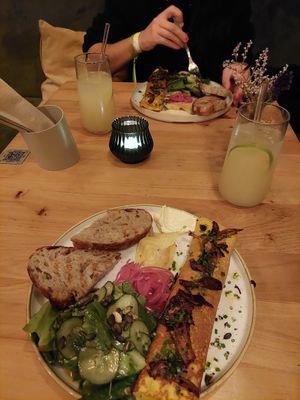 Vegan Omelette and Ginger Beer at Chutnej in Prague