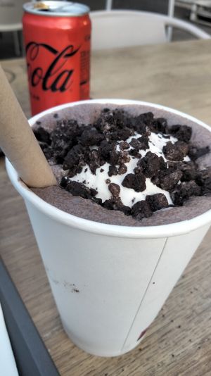  at Mother Burger - Roma in Lisbon