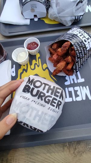  at Mother Burger - Roma in Lisbon
