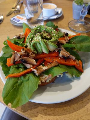 Vegetarian labeled Sandwich at Greeners in Salta
