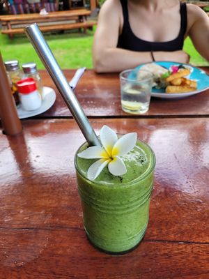 Green smoothie with coconut water at AmaSer in Puerto Viejo De Talamanca