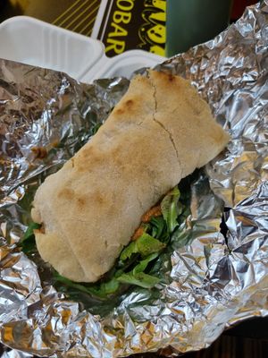 Tenía piña, estaba delicioso. at Fuente Rica Rica in Santiago