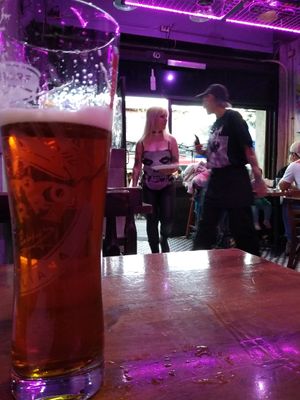 Excellent beer and service at Fuente Rica Rica in Santiago