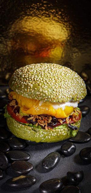 Joy burger at Reed in Luxembourg City