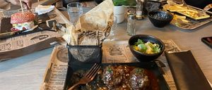   at Reed in Luxembourg City