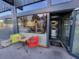 Front, entrance at Reed in Luxembourg City