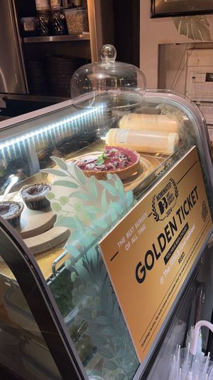   at Reed in Luxembourg City