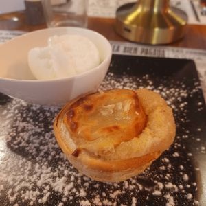 Dessert at Reed in Luxembourg City