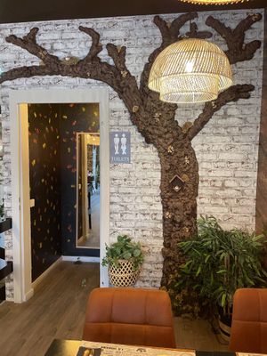   at Reed in Luxembourg City