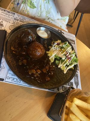   at Reed in Luxembourg City