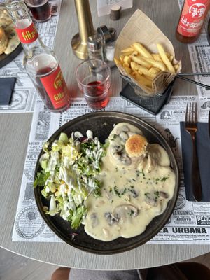 bochee a la reine  at Reed in Luxembourg City