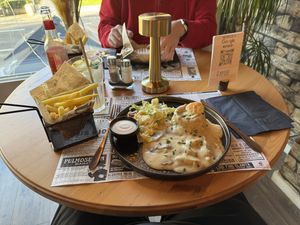   at Reed in Luxembourg City