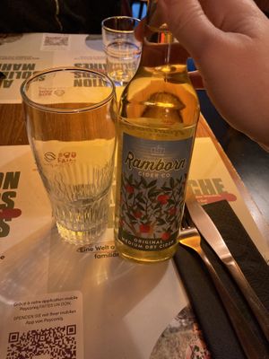   at Reed in Luxembourg City