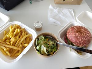 truffle burger menu (take away) at Reed in Luxembourg City