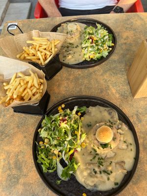 Vegan chicken and mushroom pie at Reed in Luxembourg City