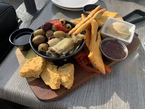 Mezze Board  at Lago 210 in Hamburg