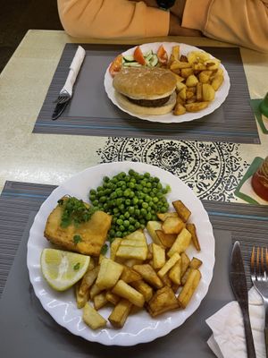 Muy buena atención y platos simples pero sabrosos,lo recomiendo at The Funky Buddha Bistro in Lanzarote