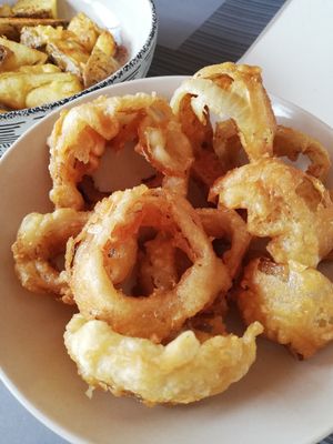 Aros de cebolla rebozados at The Funky Buddha Bistro in Lanzarote
