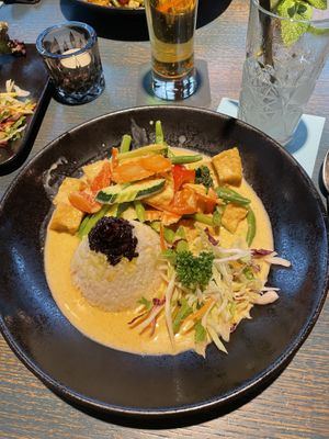 it may look like small portion but we also had some vegan summer rolls for starters and we were full and happy afterwards!  at L'Quan in Norderstedt