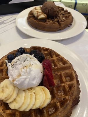 Waffles  at Oatberry Cafe - Scotts Square in Central Singapore