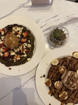 More waffles  at Oatberry Cafe - Scotts Square in Central Singapore