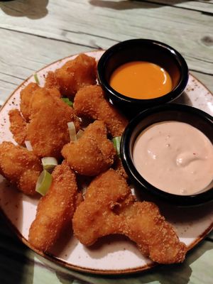 Cauloflower wings at Junk y Vegan in Helsinki