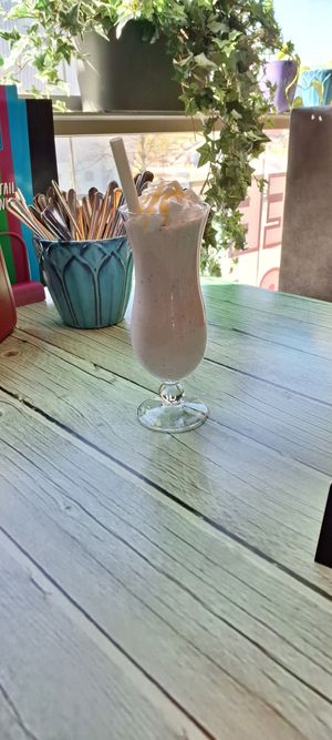 Cranberry-caramel milkshake at Junk y Vegan in Helsinki