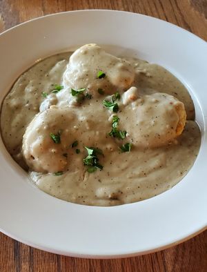 Biscuits and gravy (Brunch only) at Yummvees in Richmond