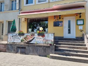 front + outdoor seating at Ichiban Sushi in Remich