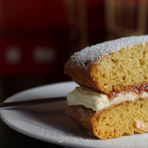 Victoria Sponge at The Music Cafe in Stratford-upon-avon