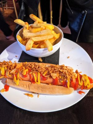 Vegan hot dog and chips at The Music Cafe in Stratford-upon-avon