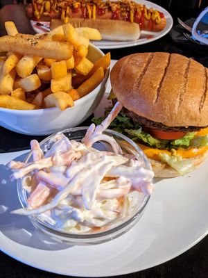 Vegan (meaty) burger with burger sauce, chips and slaw at The Music Cafe in Stratford-upon-avon