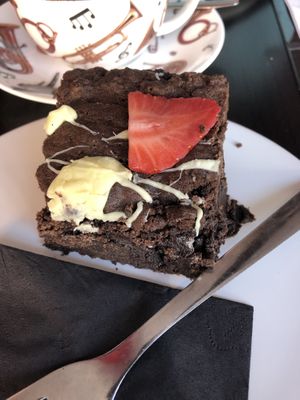 Incredible brownie & Ice-Cream at The Music Cafe in Stratford-upon-avon