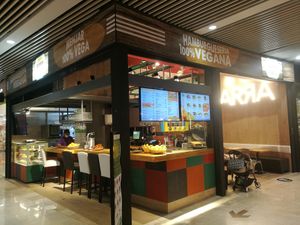 Visto del exterior at Super Vegan in Barcelona