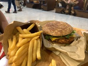 Spicy Burg Menu  at Super Vegan in Barcelona