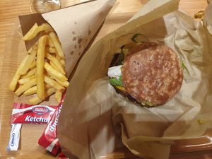  at Super Vegan in Barcelona