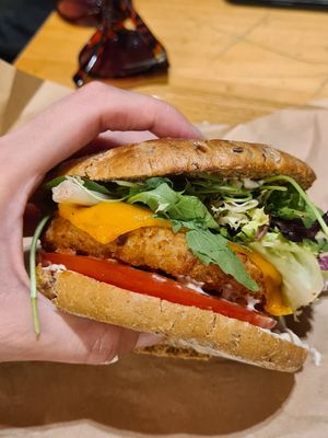 Vegan chicken burger at Super Vegan in Barcelona