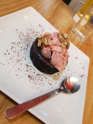 Dessert at Super Vegan in Barcelona