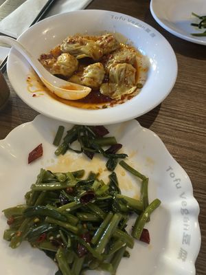 Chinese food at Tofu Vegan - Islington in North London