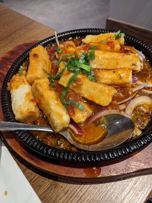 Sizzling deep fried tofu in a 'fish fragrant' sauce at Tofu Vegan - Islington in North London