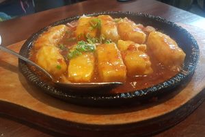 Sizzling tofu house sauce at Tofu Vegan - Islington in North London