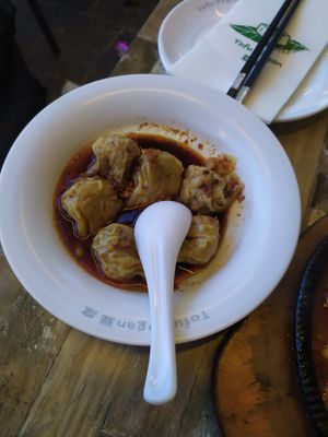 Dumplings sweet ans sour at Tofu Vegan - Islington in North London