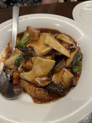 Stir fry tofu with mushrooms   at Tofu Vegan - Islington in North London