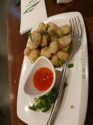 Fried oyster mushrooms at Tofu Vegan - Islington in North London