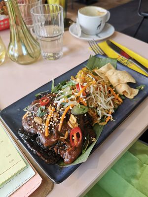  at Casa Chow in Gouda